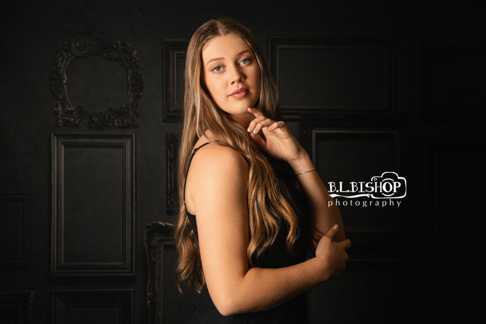 Black Frame Wall (WM)