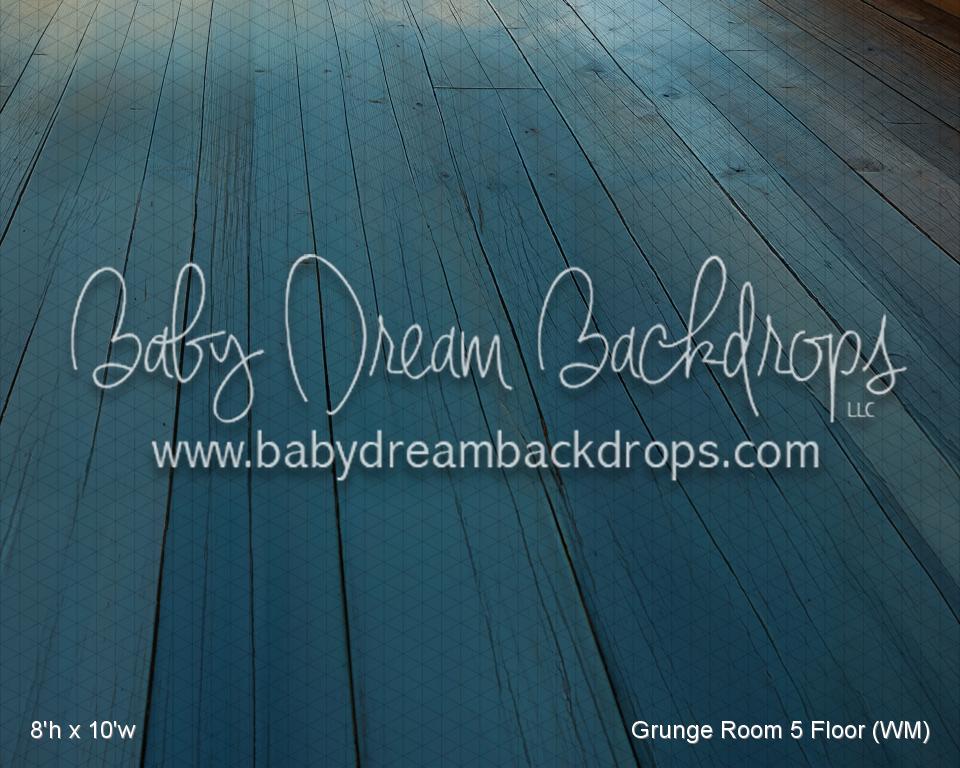 Grunge Room 5 Floor (WM)
